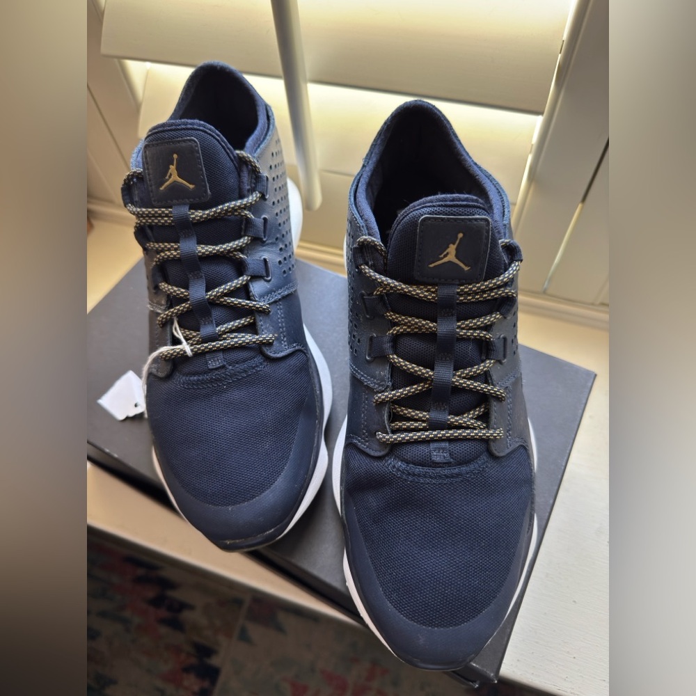 Nike Jordan Flow Navy and Gold Sneakers Size 9 - Picture 3 of 11